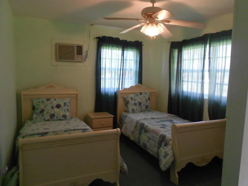 Nathan'S Lodge Kemps Bay Holiday park