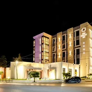 Grand White 4* Berat
